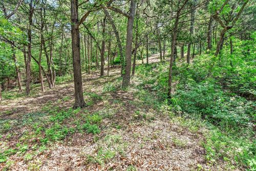 65 Lakewood Ln, Pottsboro, TX, 75076-4677 | Card Image
