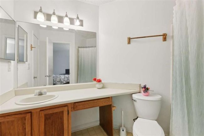 702 Glenleaf Dr, Condo with 2 bedrooms, 2 bathrooms and null parking in Peachtree Corners GA | Image 24