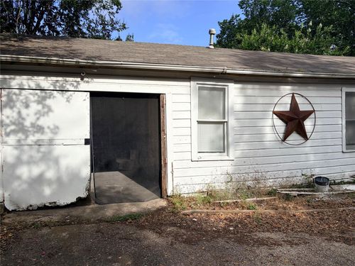 b-1322 Avenue N, Huntsville, TX, 77340-4436 | Card Image