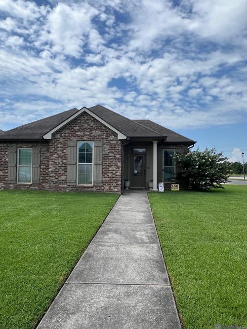 38553 Sparrow Ct, Prairieville, LA, 70769-4676 | Card Image