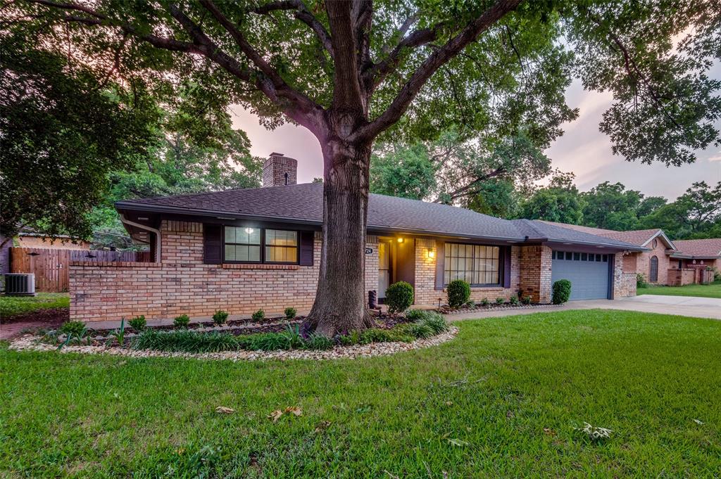 Park Hill Dr, Arlington, TX 76012