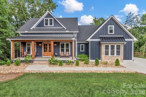 143 Sunny Morning Ct, Hendersonville, NC, 28792-0503 | Card Image