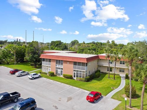 205-96 Spring Lake Dr, VERO BEACH, FL, 32962-3044 | Card Image
