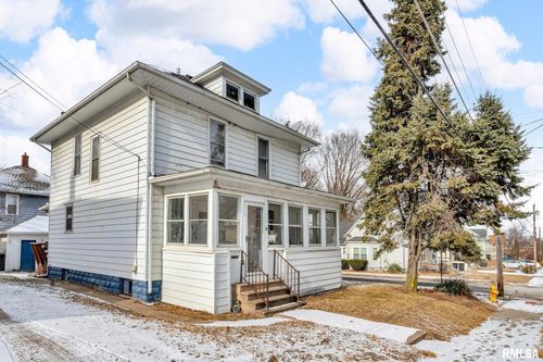 902 44th St, Rock Island, IL, 61201-2264 | Card Image
