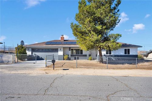 15868 Placida Rd, Victorville, CA, 92394-1334 | Card Image