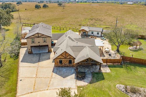 cr930-5022 Riverview Dr, Alvin, TX, 77511-9126 | Card Image