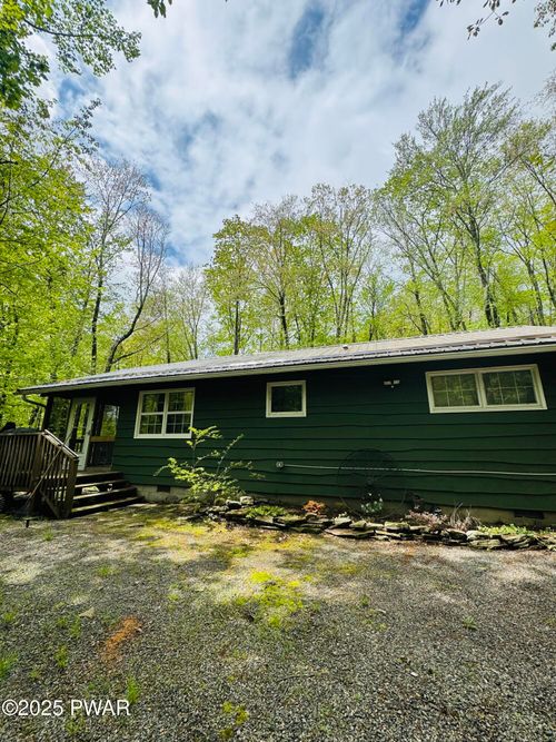 807 Woodland Ct, Lords Valley, PA, 18428 | Card Image