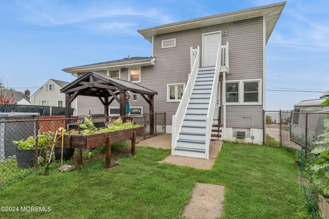 206 Beach Ave, House other with 5 bedrooms, 3 bathrooms and null parking in Leonardo NJ | Image 44