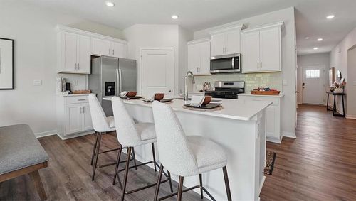 21535 Carrara Cir, Peculiar, MO, 64078-9258 | Card Image