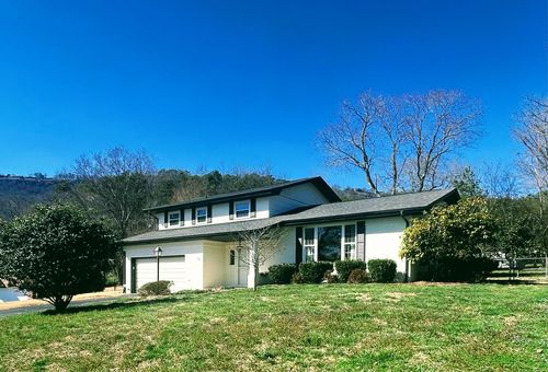 3523 Valley Trl, Chattanooga, TN, 37415-3957 | Card Image