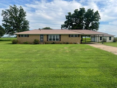 560 E State St, Caraway, AR, 72419 | Card Image