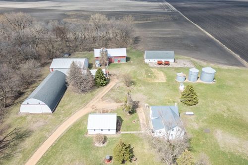 54688 246th St, Winthrop, MN, 55396-2256 | Card Image