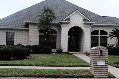 2217 W Reata Dr, Deer Park, TX, 77536-4957 | Card Image