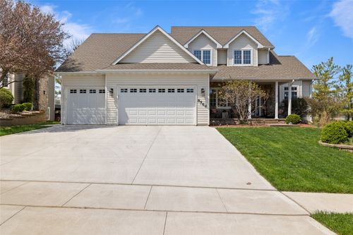 8564 Newbury Court, Johnston, IA, 50131 | Card Image