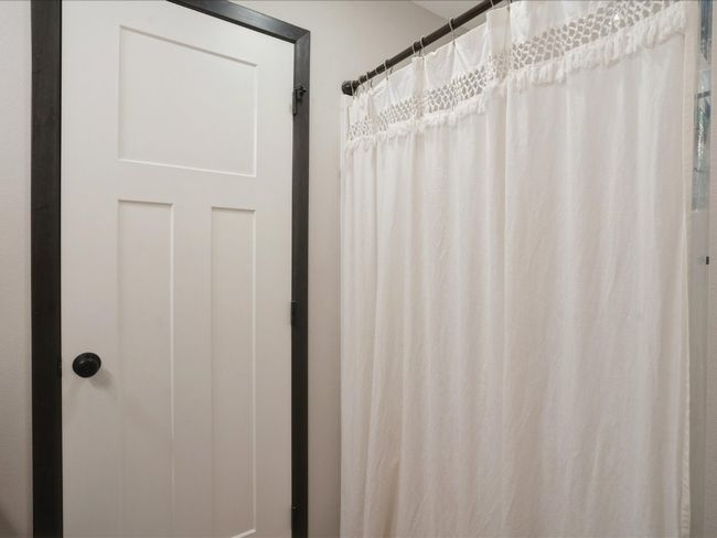 420 Dawson Dr, Condo with 4 bedrooms, 3 bathrooms and null parking in West Branch IA | Image 15