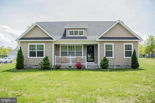 303 Railroad Ave, East New Market, MD, 21631-1523 | Card Image
