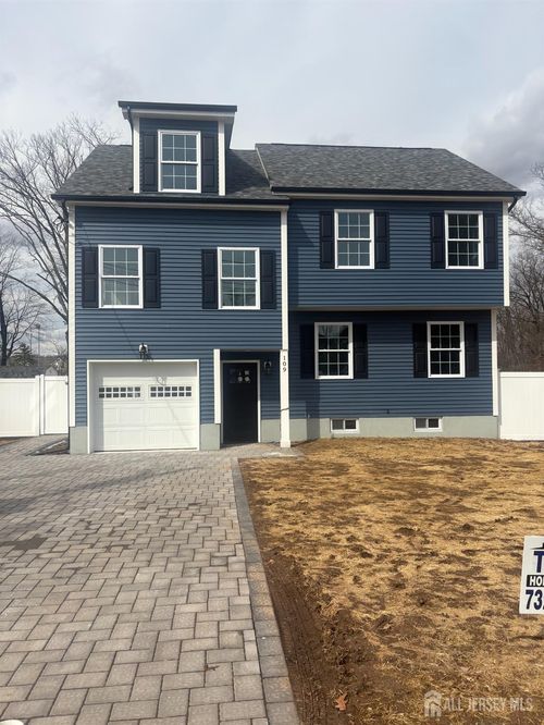 109 Pearl Place, Dunellen, NJ, 08812 | Card Image