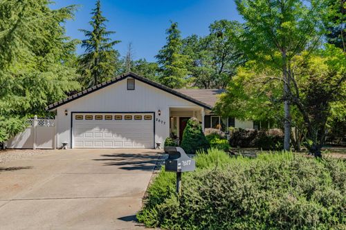 2677 Huckleberry Ln, Valley Springs, CA, 95252-9210 | Card Image