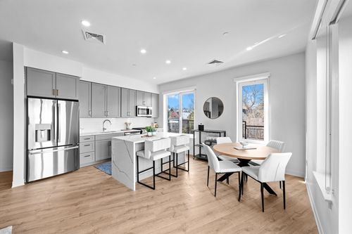 404-500 Talbot Ave, Boston, MA, 02124-3718 | Card Image