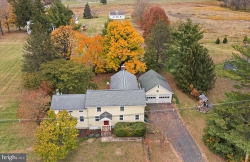 209 Harbourton Woodsville Rd, LAMBERTVILLE, NJ, 08530-3017 | Card Image