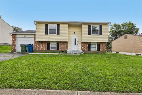 214 Wiesen Lane, Moraine, OH, 45439 | Card Image