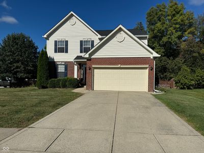 1240 Berrywood Drive, House other with 4 bedrooms, 2 bathrooms and null parking in Greenwood IN | Image 2