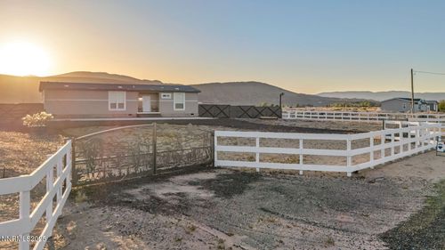 9601 Via Catalina, Silver Springs, NV, 89429-6402 | Card Image