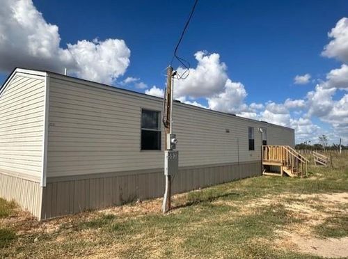 553 County Road 211, Wharton, TX, 77488-5014 | Card Image