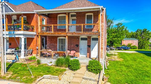 104 Lafayette Street, Jefferson City, MO, 65101 | Card Image