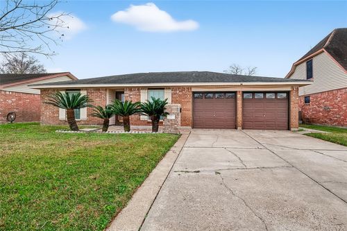 1125 E Lambuth Ln, Deer Park, TX, 77536-6521 | Card Image