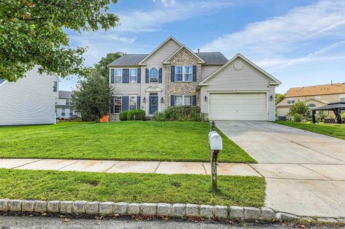 304 Furlong Cir, Egg Harbor Township, NJ, 08234-8016 | Card Image