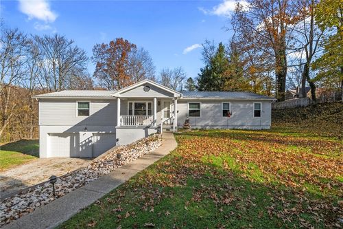 1720 Arnold St, New Kensington, PA, 15068-4905 | Card Image