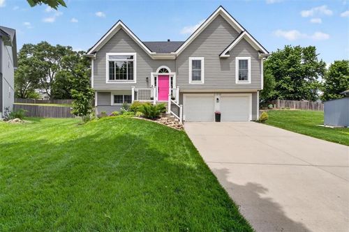 21310 W 120th Ter, Olathe, KS, 66061-5683 | Card Image