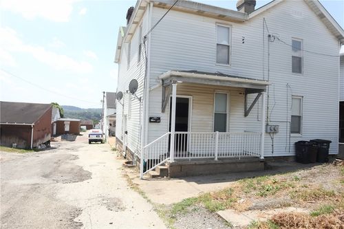 1-427 Pearl Aly, Belle Vernon, PA, 15012-1432 | Card Image