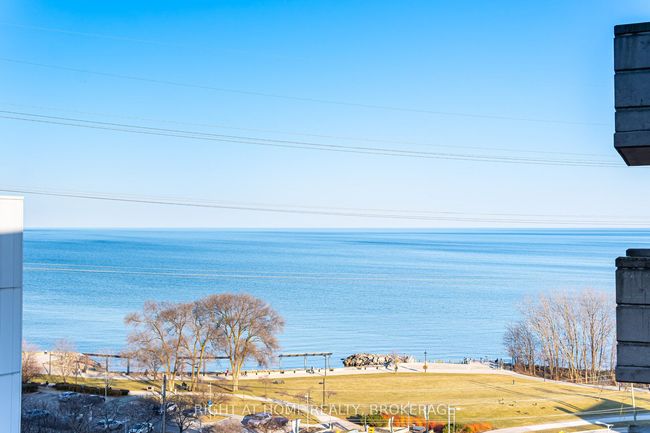 1106 - 442 Maple Ave, Condo with 3 bedrooms, 2 bathrooms and null parking in Burlington ON | Image 38