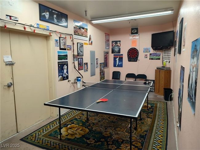 Clubhouse | Image 31