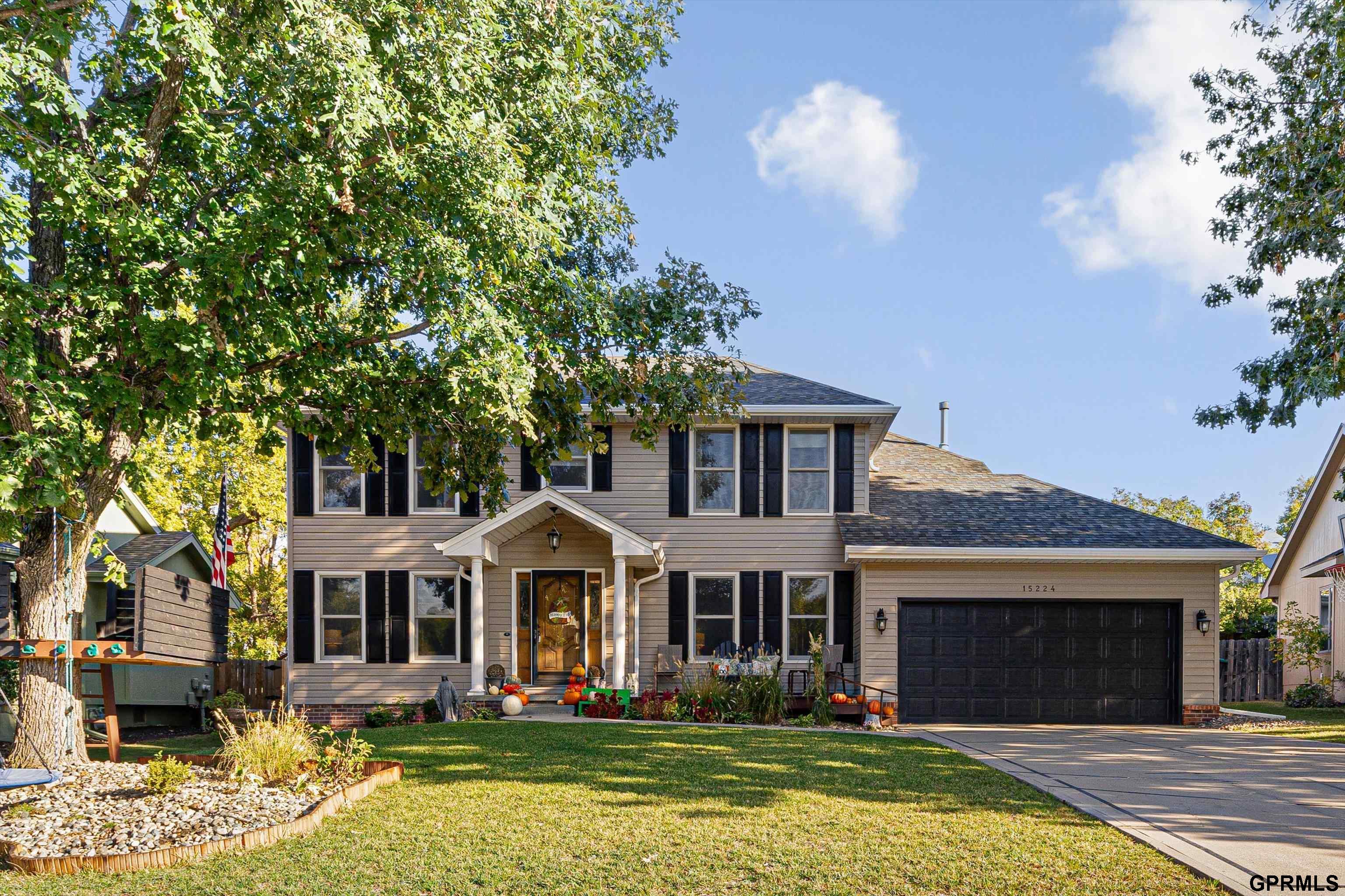Sharp St, Omaha, NE 68137