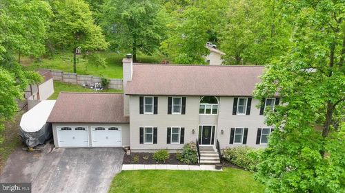 8 Novice Run Trl, Fairfield, PA, 17320-8531 | Card Image