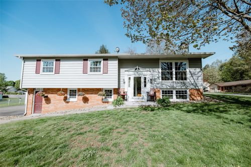 741 Wright St, Corry, PA, 16407-1258 | Card Image