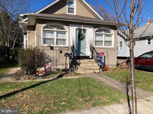 23 E Greenwood Ave, HADDON TOWNSHIP, NJ, 08107-1205 | Card Image