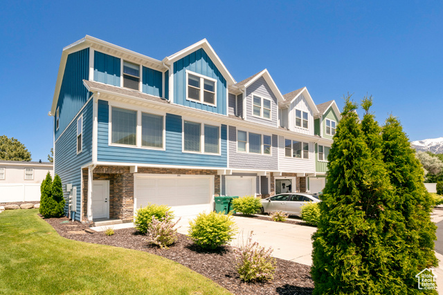 Knights Ln, Layton, UT 84041