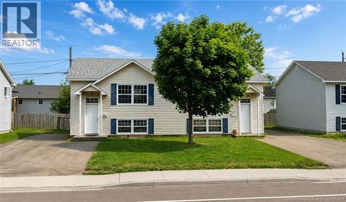 523 Hillsborough Rd, Riverview, NB, E1B3T7 | Card Image