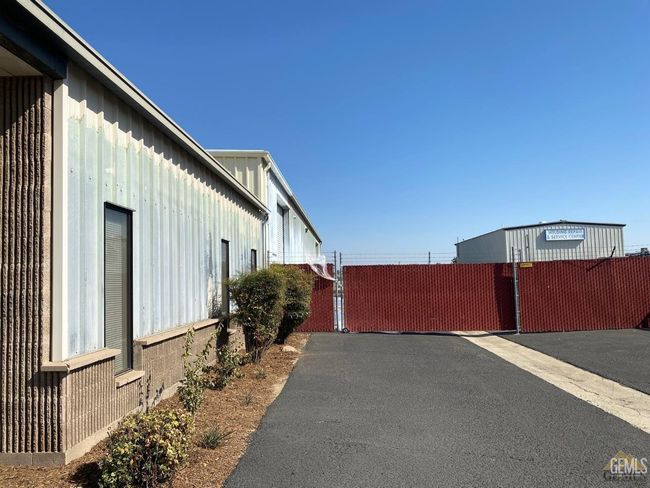 3930 Alken St, House other with 0 bedrooms, 0 bathrooms and null parking in Bakersfield CA | Image 5