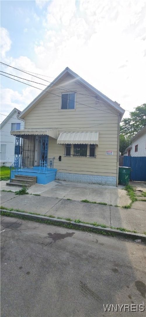 97 Quincy St, Buffalo, NY, 14212-1929 | Card Image