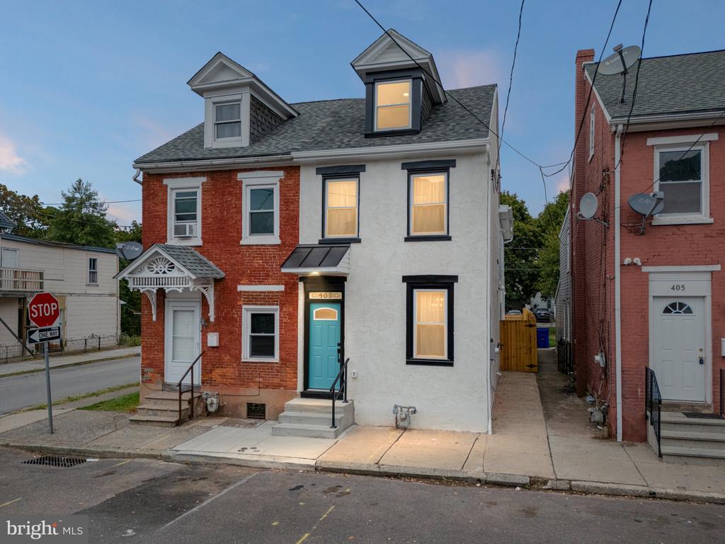 Walnut St, Pottstown, PA 19464