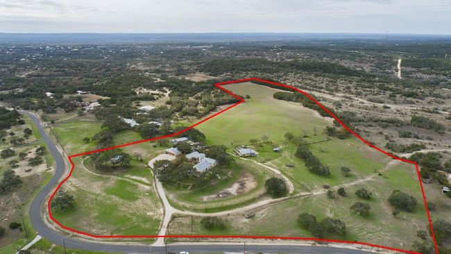 341 N Stallion Estates Dr, Home with 2 bedrooms, 2 bathrooms and 3 parking in Spring Branch TX | Image 42