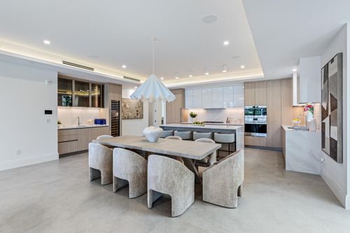 202s-87 Isle Of Venice Dr, Fort Lauderdale, FL, 33301-4040 | Card Image