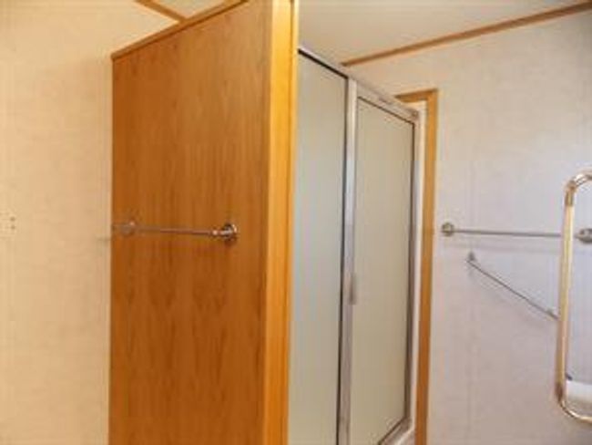 77 - 5210 65 Ave, Home with 3 bedrooms, 2 bathrooms and 3 parking in Olds AB | Image 24