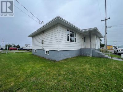 33 Evans St, House other with 3 bedrooms, 2 bathrooms and null parking in Grand Bank NL | Image 2