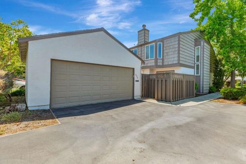 856 Erickson Ln, Foster City, CA, 94404-2913 | Card Image